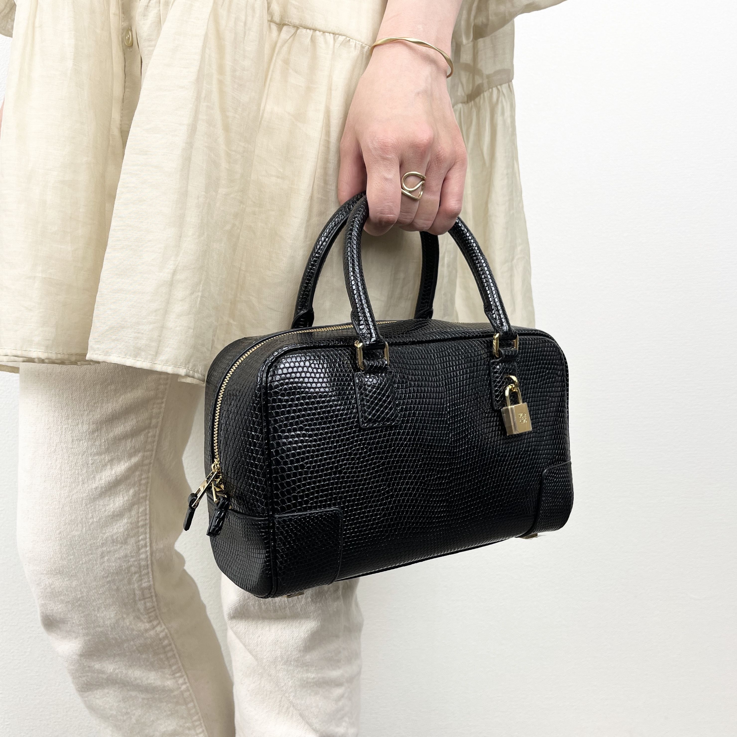 超希少】LOEWE ロエベ リザード アマソナ 23 A039N07X04 (LOEWE