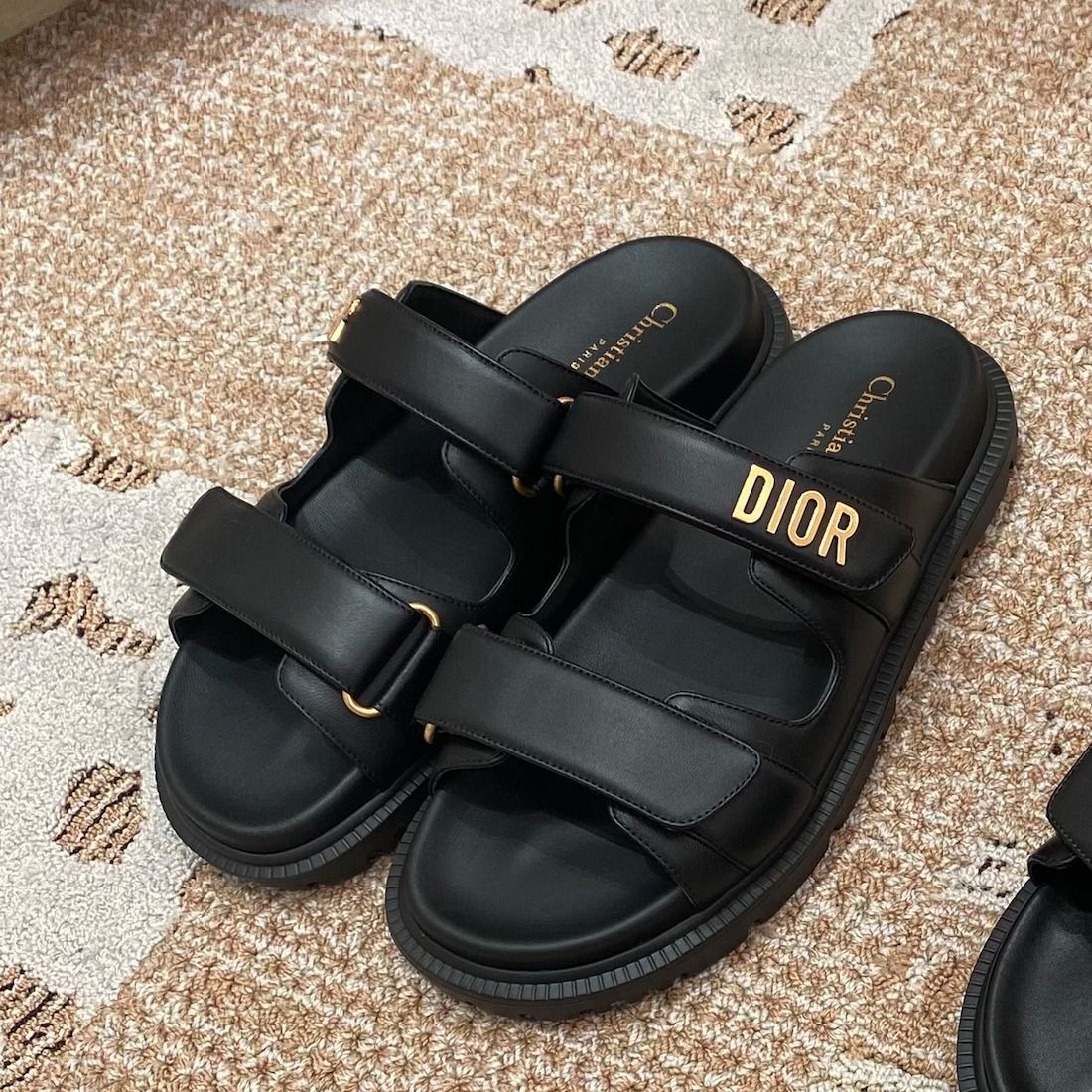 すぐ届く】 DIOR ディオール DIORACT スライドサンダル (Dior/サンダル