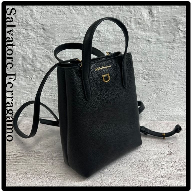 ☆関税込☆Ferragamo☆フェラガモ ガンチーニ ミニ トートバッグ