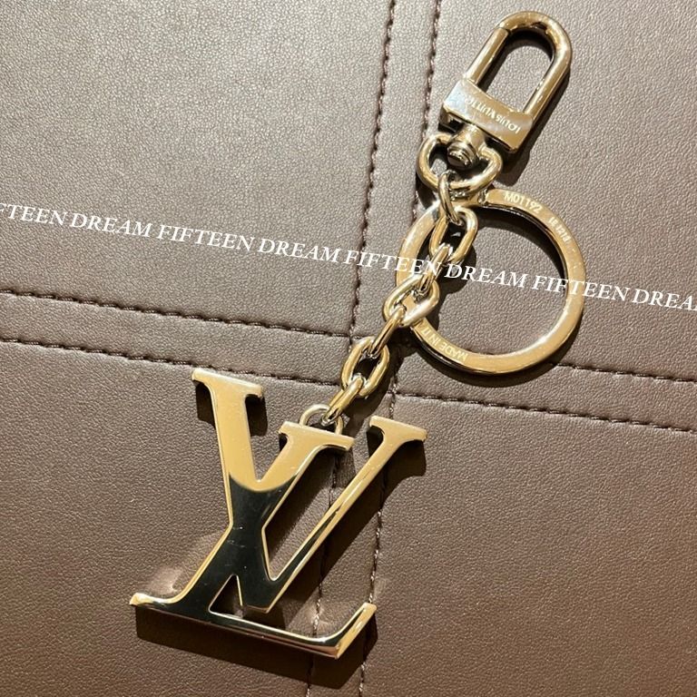 国内即発 LOUIS VUITTON ポルト クレ・LV イニシャル (Louis Vuitton