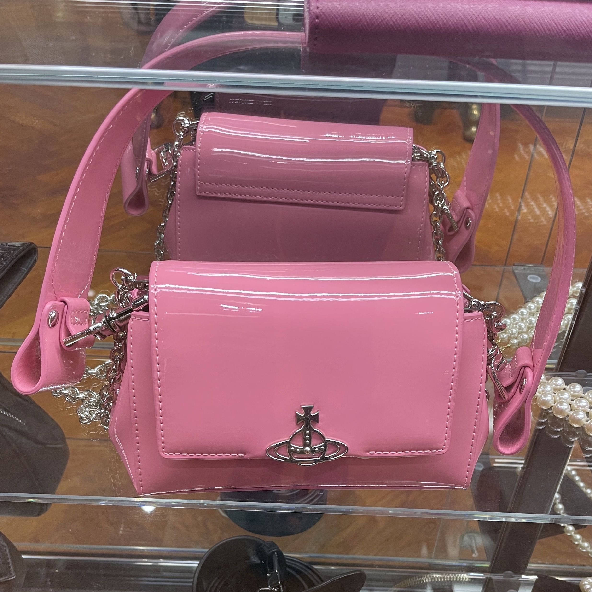 ☆vivienne westwood☆HAZEL Small レザー ショルダーバッグ (S