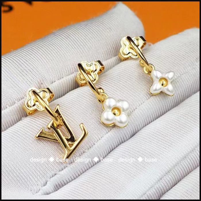 ◇フェミニン【 LV 】ピアス・LV フローラグラム セット3 (Louis