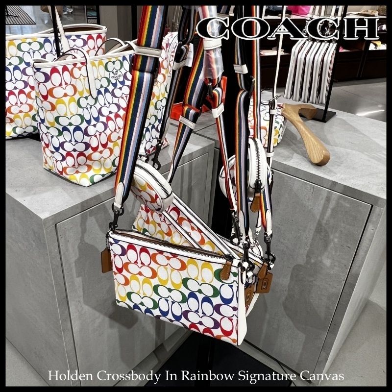 COACH☆カラフルなロゴレインボーが可愛いクロスボディバッグ (Coach