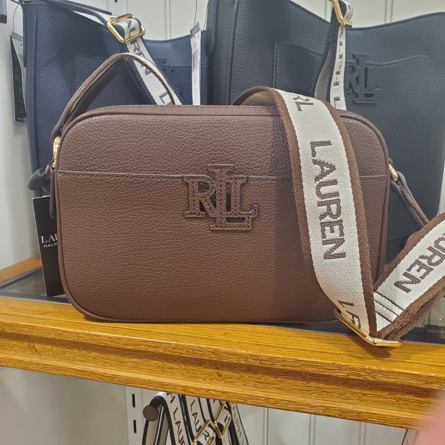 ラルフローレン ペブルド レザー キャリー クロスボディ (Ralph Lauren
