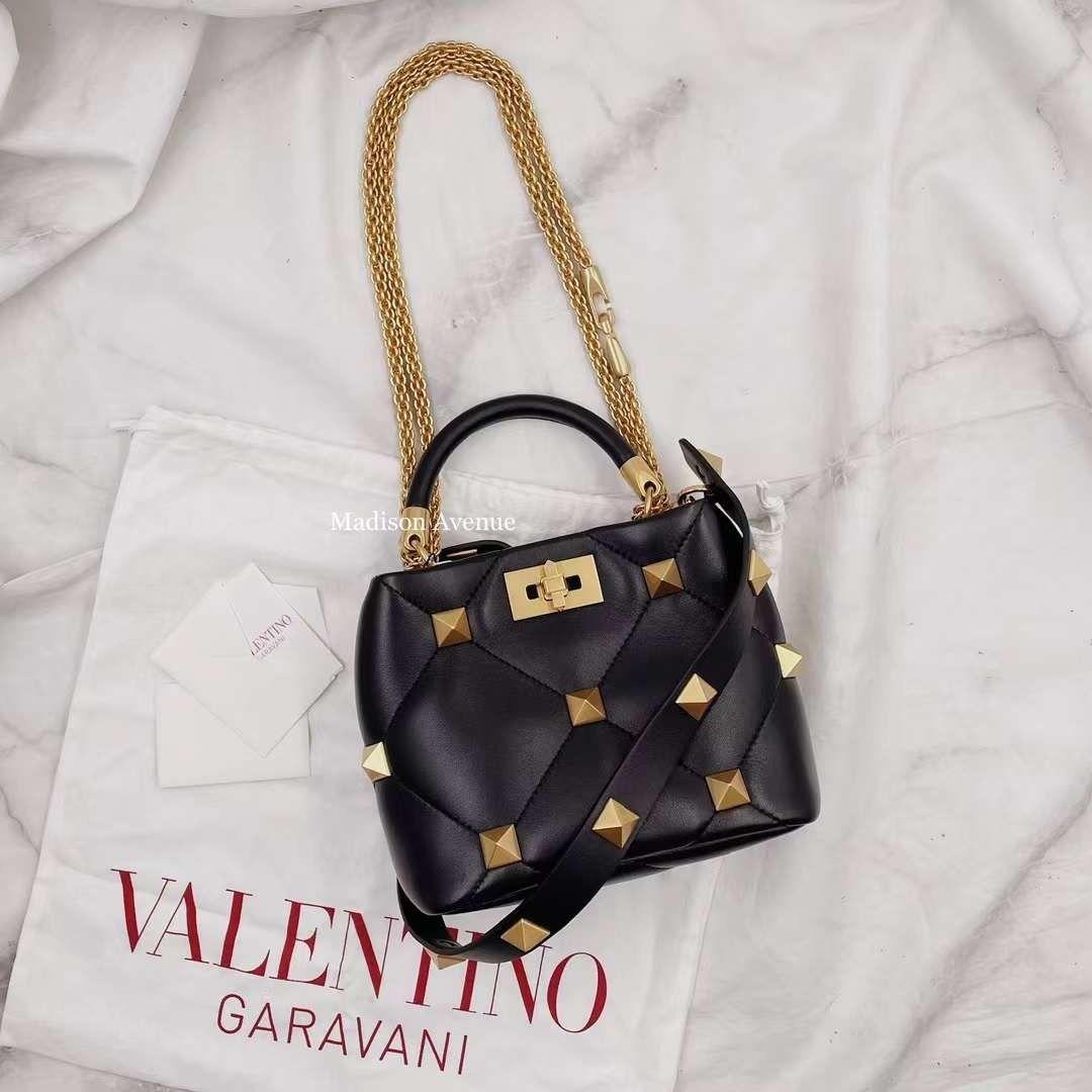 VALENTINO - ローマンスタッズ スモール ハンドルバッグ (VALENTINO