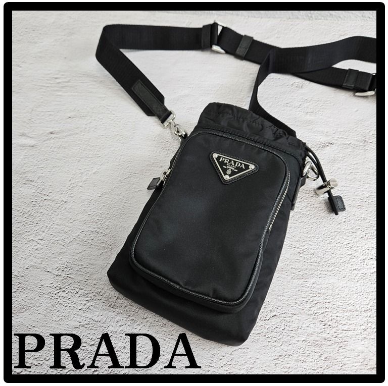 ☆関税込☆PRADA☆Re-Nylon スマホケース ショルダーバッグ☆ (PRADA