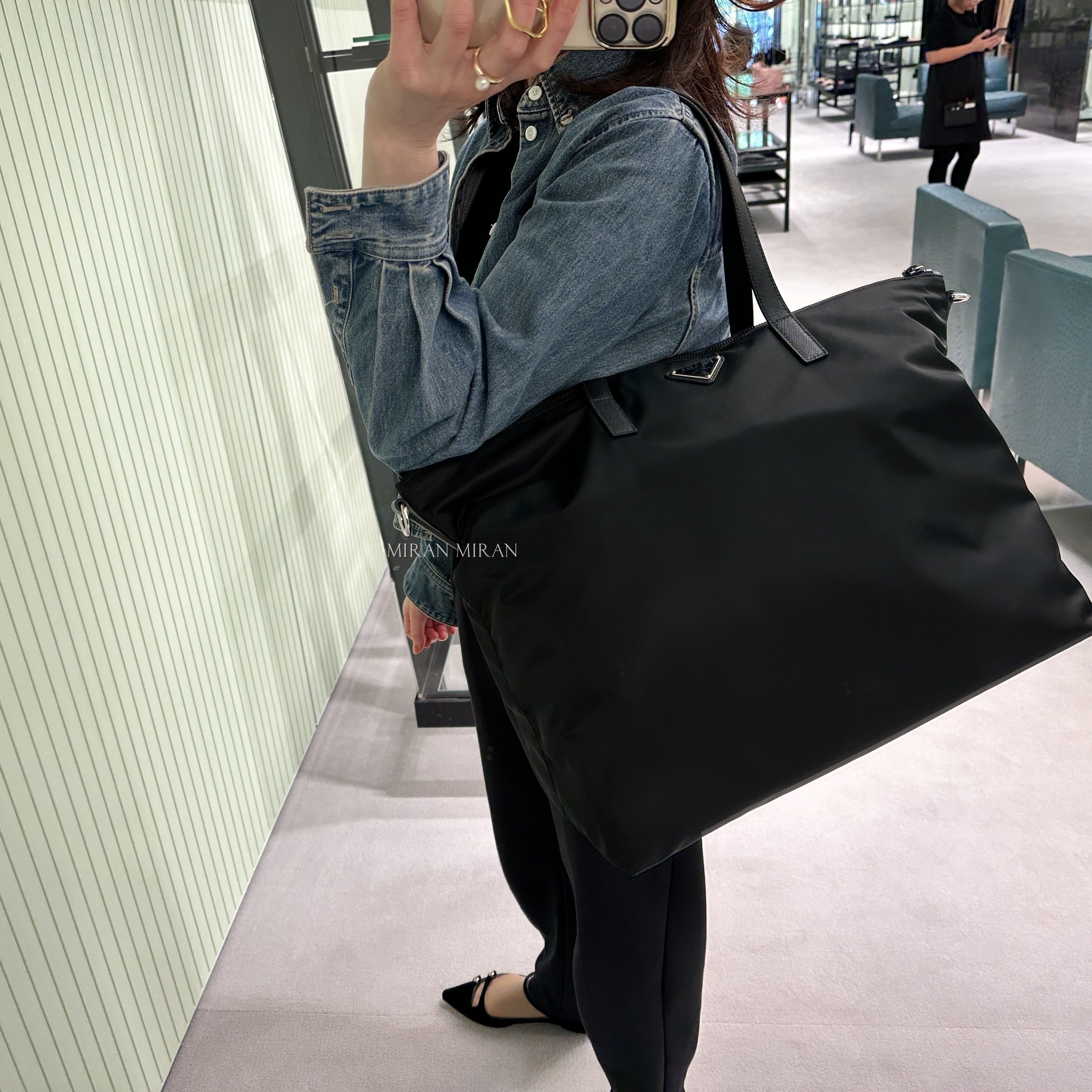 追跡付き発送【PRADA】 Re-Nylonおしゃれナイロンバッグ 2VG024 (PRADA