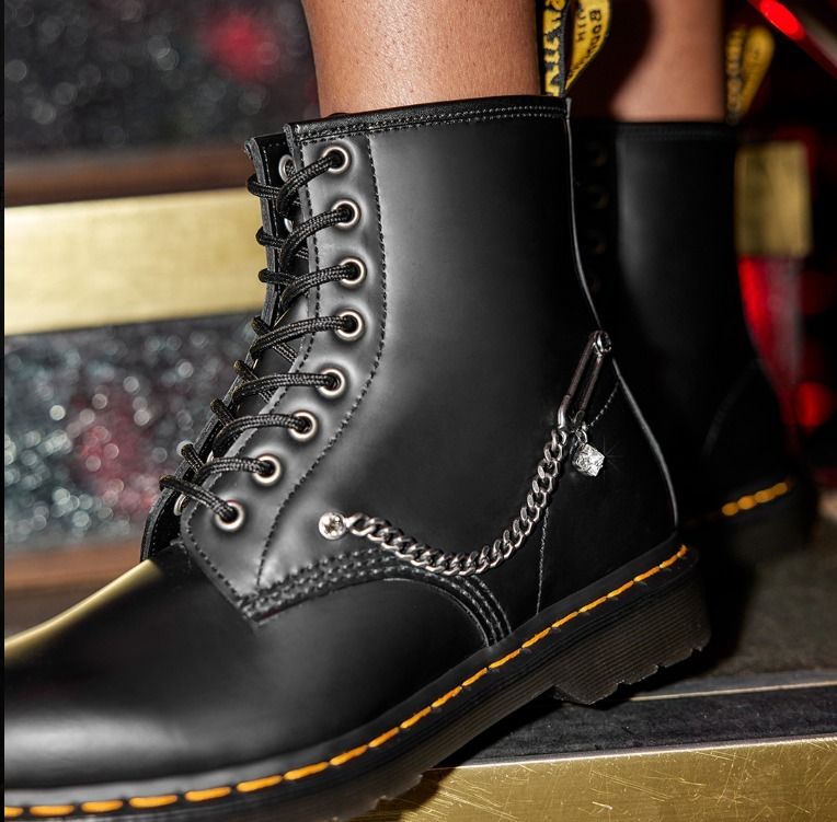 Dr. Martens☆1460 スワロフスキー 大粒クリスタル☆追跡付 (Dr