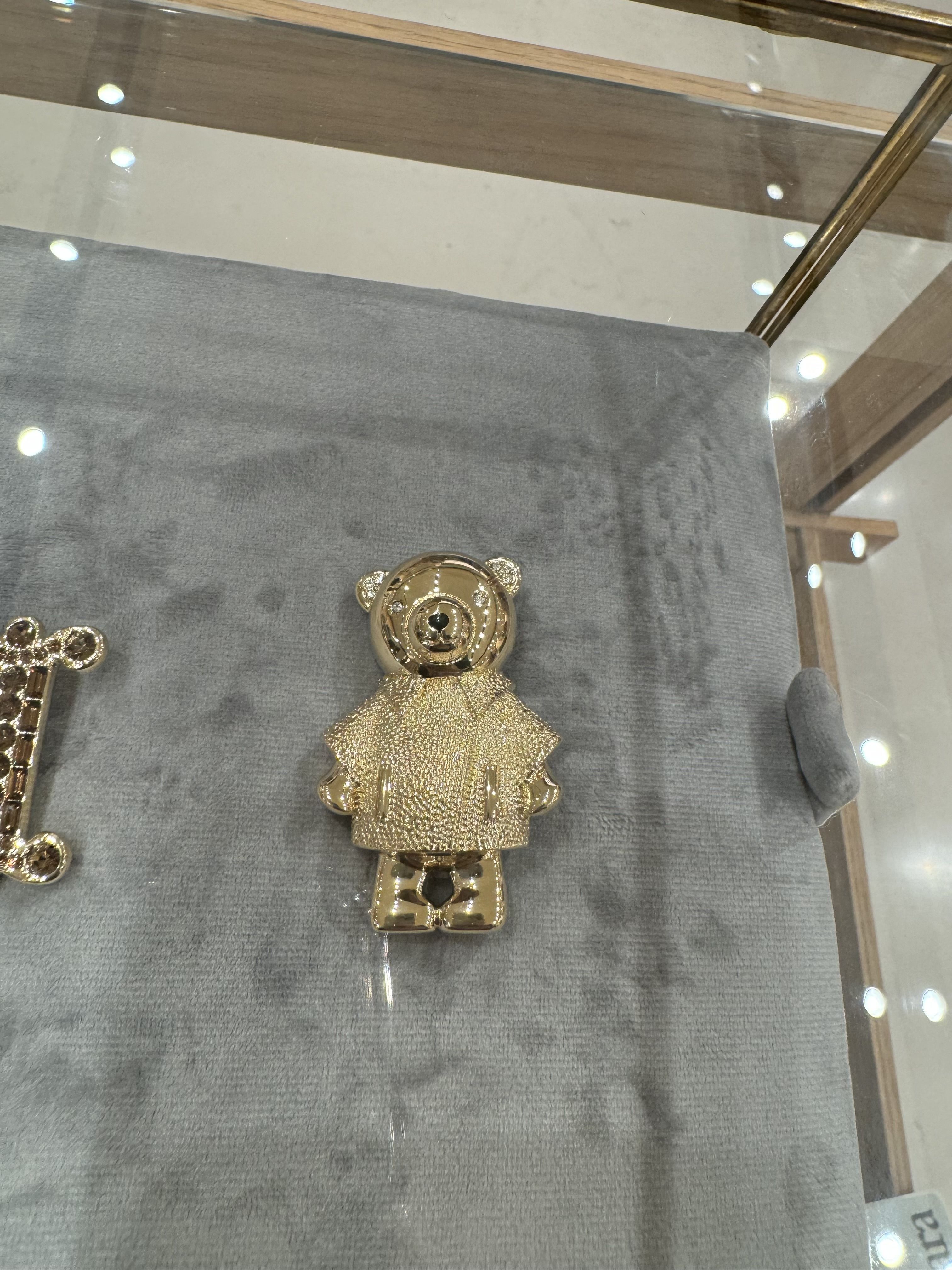 MaxMara【入手困難】テディ メタルブローチ☆TEDDY Brooch☆全色 (Max