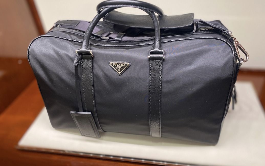 PRADA【入手困難】 大活躍 ☆Re-Nylon ボストンバッグ☆ (PRADA