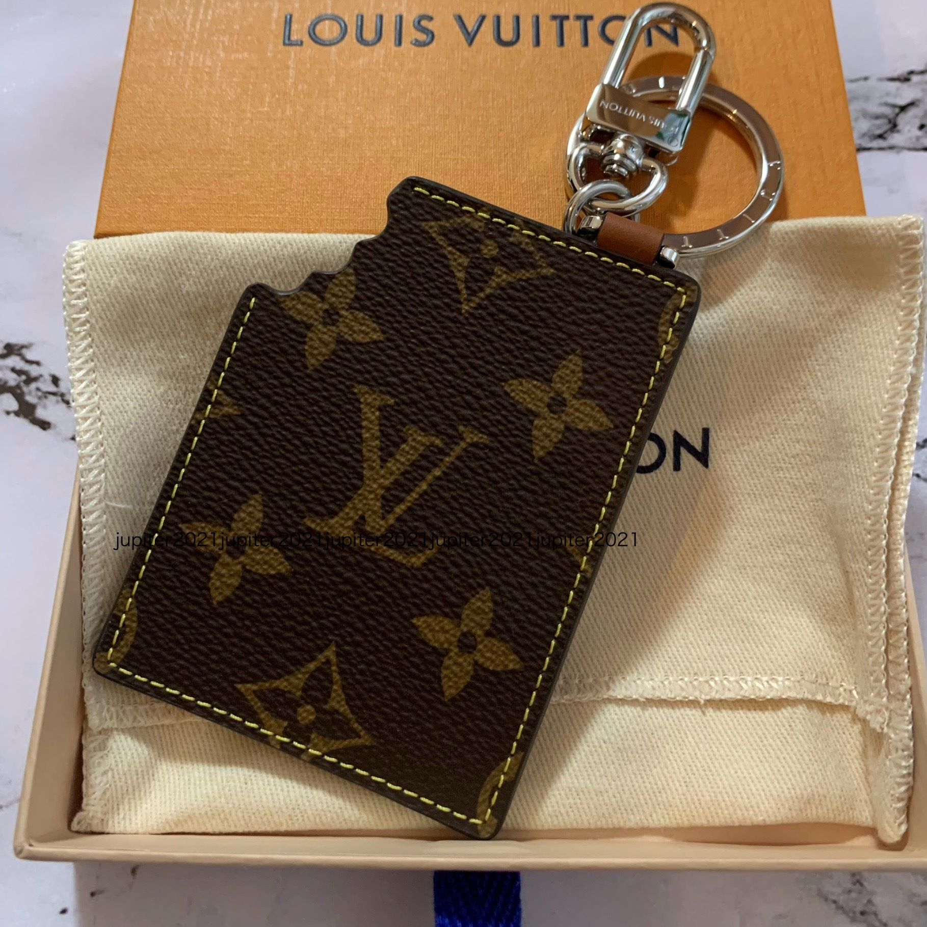 国内即発】ルイヴィトン バッグチャームLV チョコレートバー (Louis