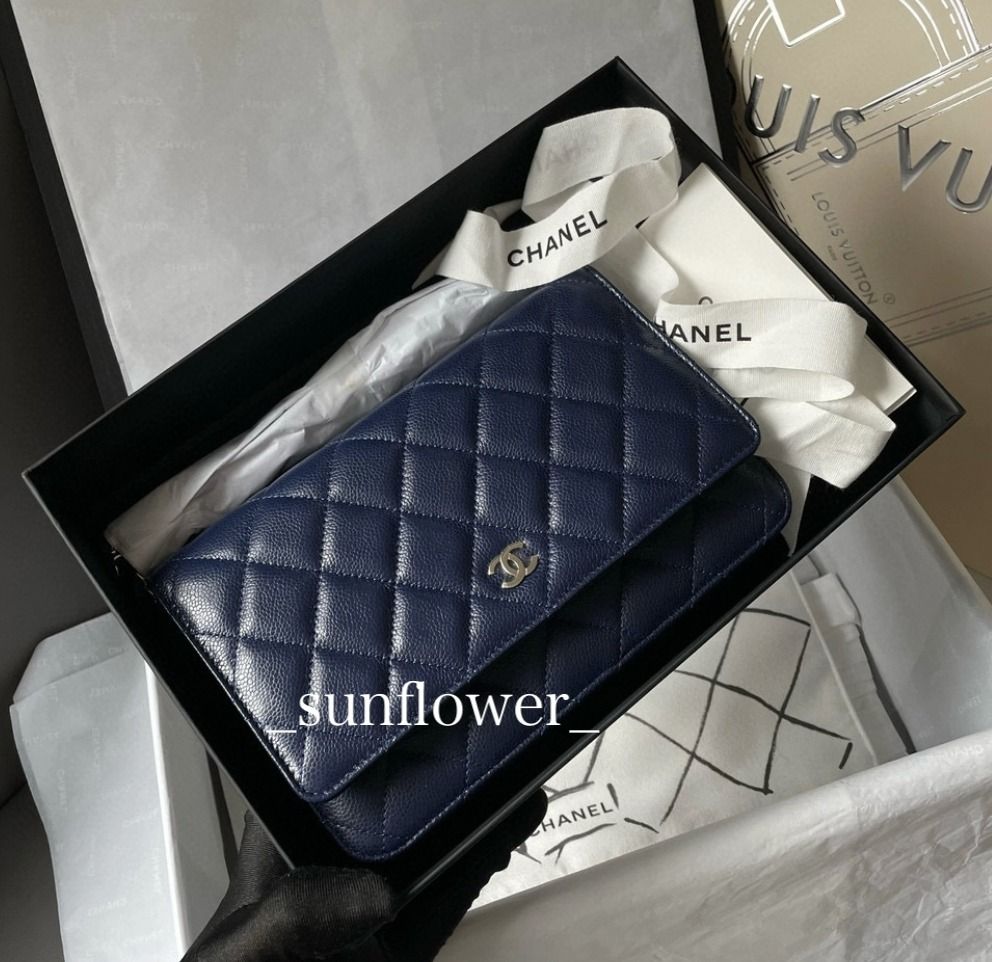 シャネル チェーンウォレット キャビアスキン ネイビー (CHANEL