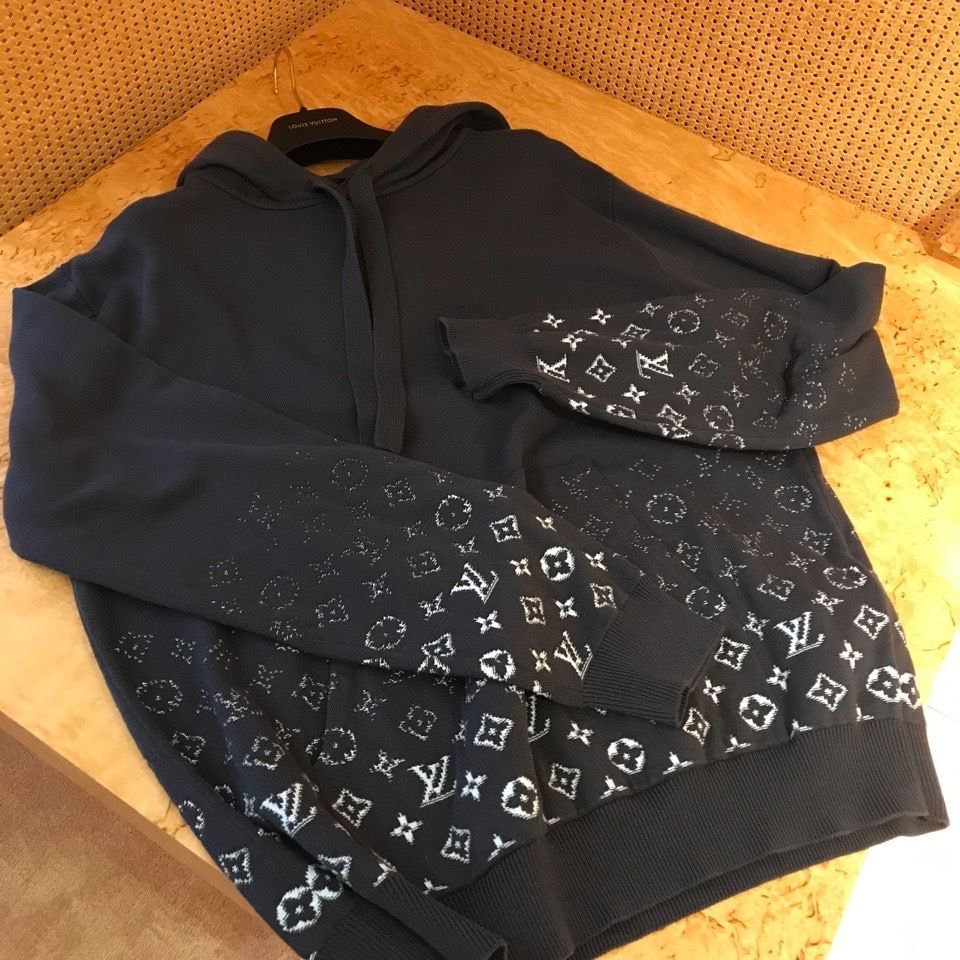 Louis Vuitton】グラディエントコットンフーディ New Model (Louis