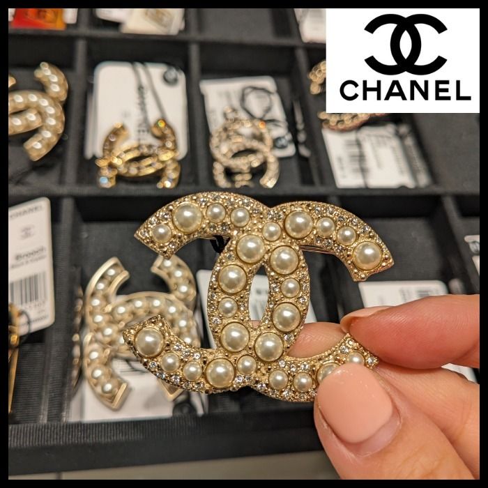 入手困難【CHANEL】シャネルパールブローチ〈要在庫確認〉 (CHANEL