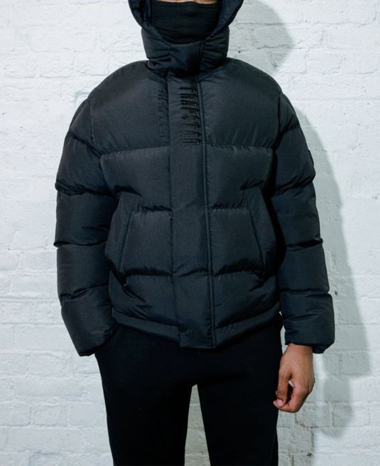 Trapstar London☆トラップスター Blackout Edition ダウン (Trapstar