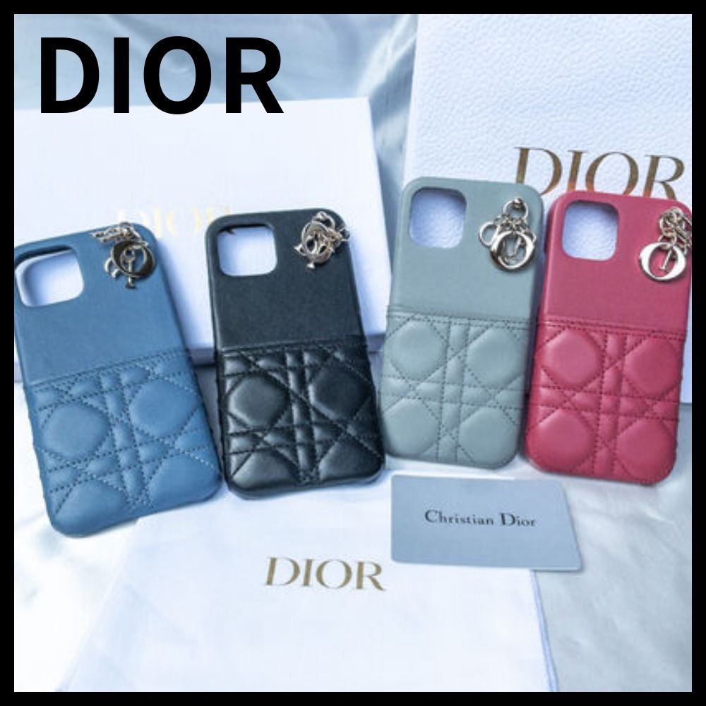 お出かけに最適!【Dior】LADY DIOR IPHONE 15 PROケース (Dior/iPhone