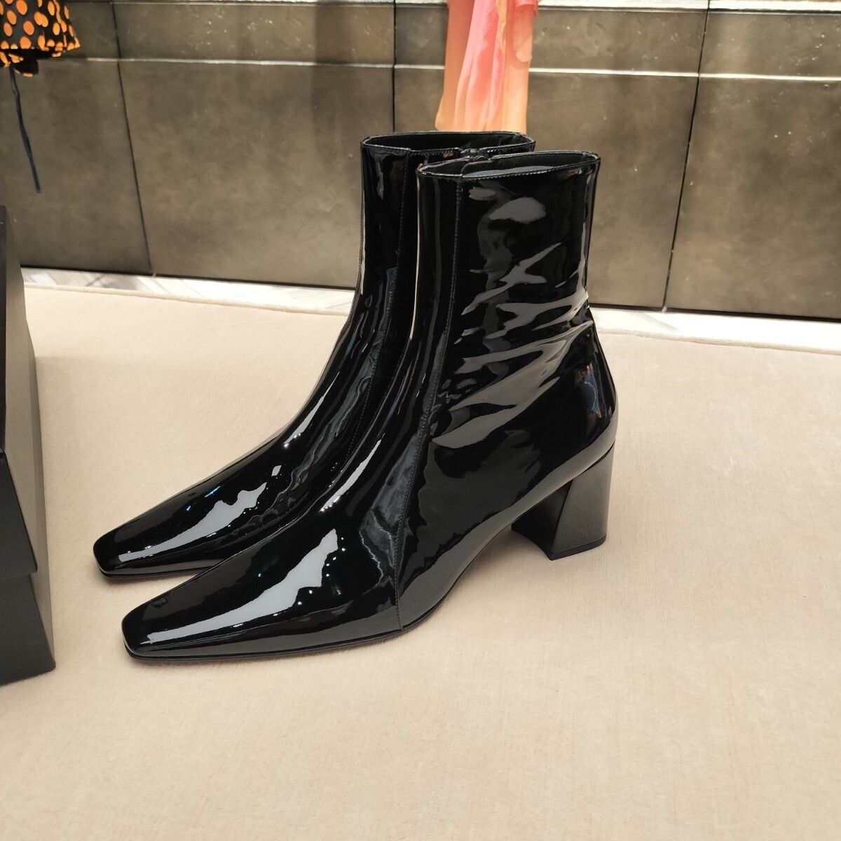 Saint Laurent《RAINERジップブーツ》パテントレザー BLACK 直営