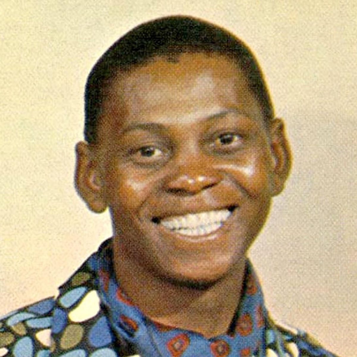 Spokes Mashiyane: albums, songs, concerts | Deezer