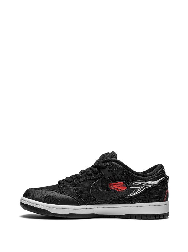 Nike SB Dunk Low 