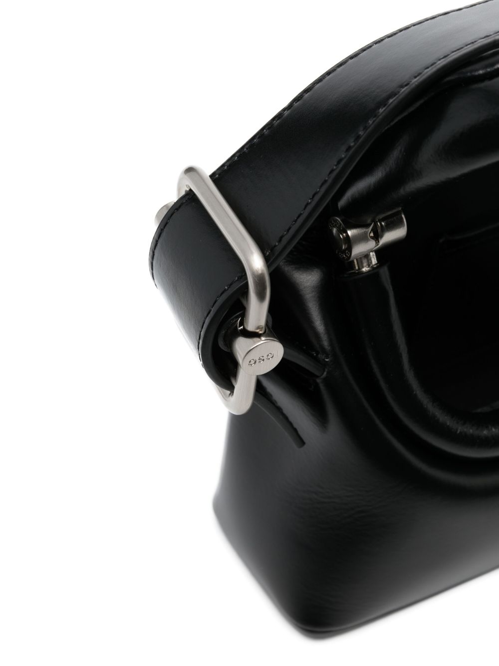 Osoi Folder Brot レザーショルダーバッグ | ブラック | FARFETCH JP