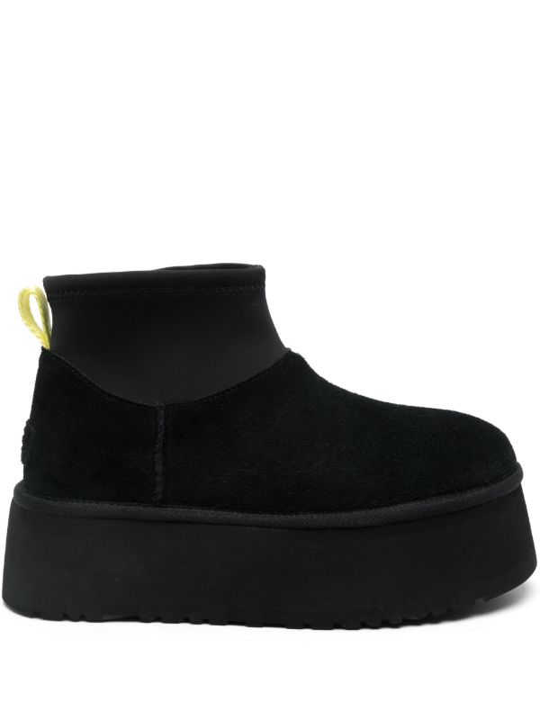 UGG Classica Mini Dipper ブーツ | ブラック | FARFETCH JP