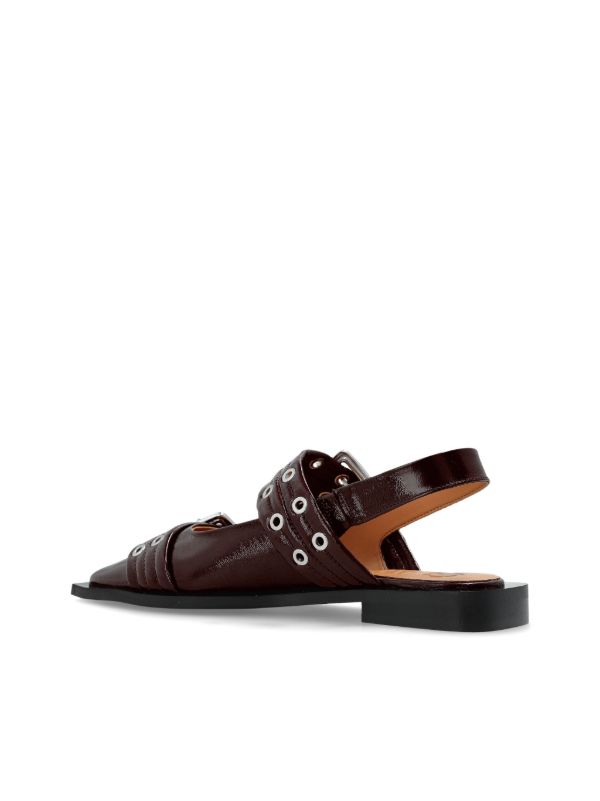 GANNI バックル フラットパンプス | レッド | FARFETCH JP