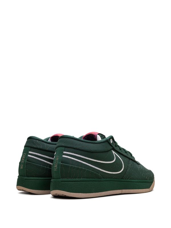 Nike Book 1 “Flagstaff” スニーカー | グリーン | FARFETCH JP