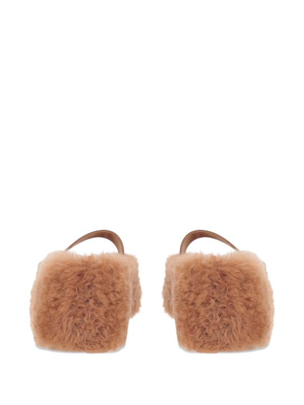 Ferragamo シアリング フラットシューズ | ブラウン | FARFETCH JP