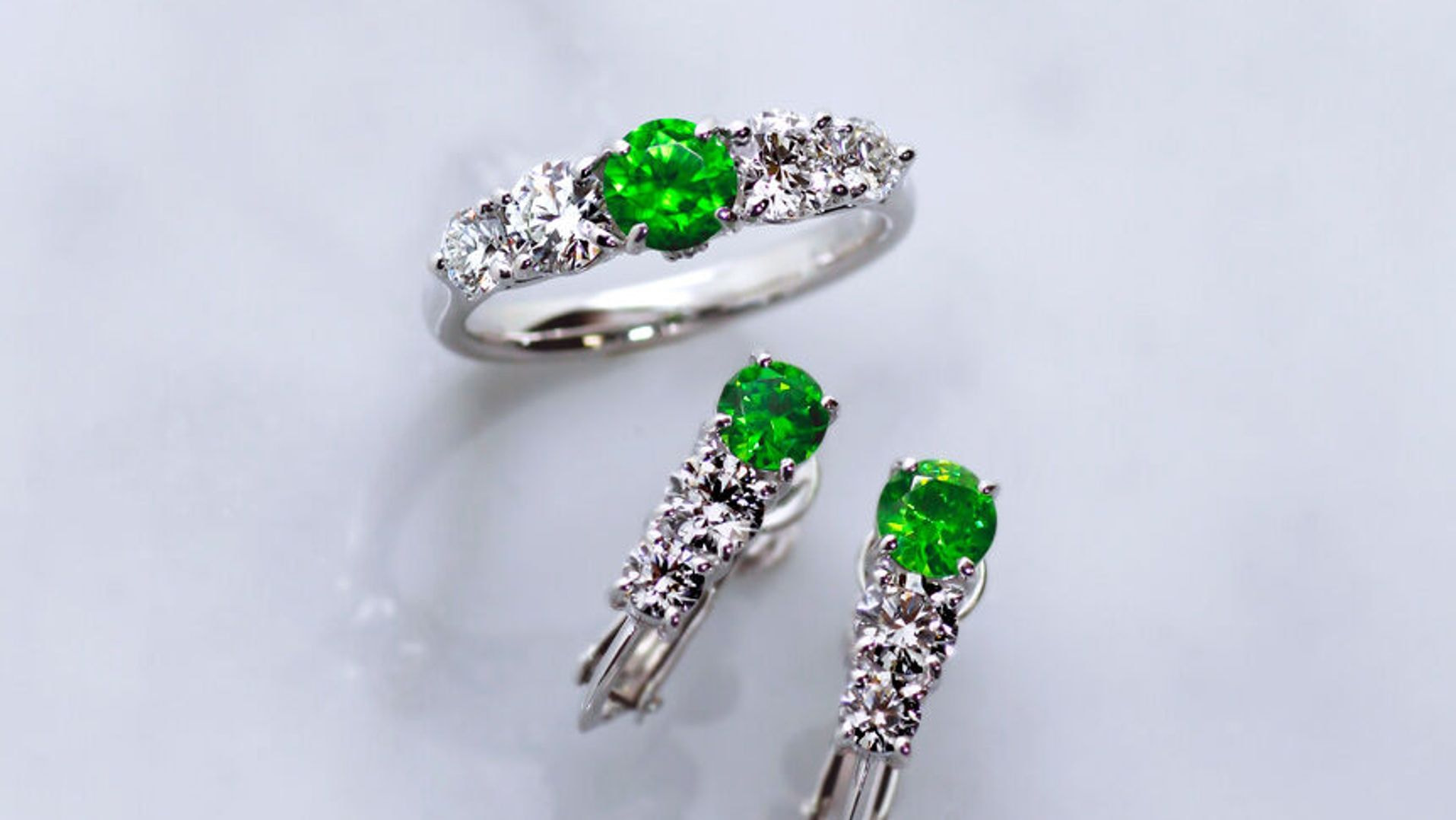 まとめ】超希少よくわかる「デマントイドガーネット」の基礎知識