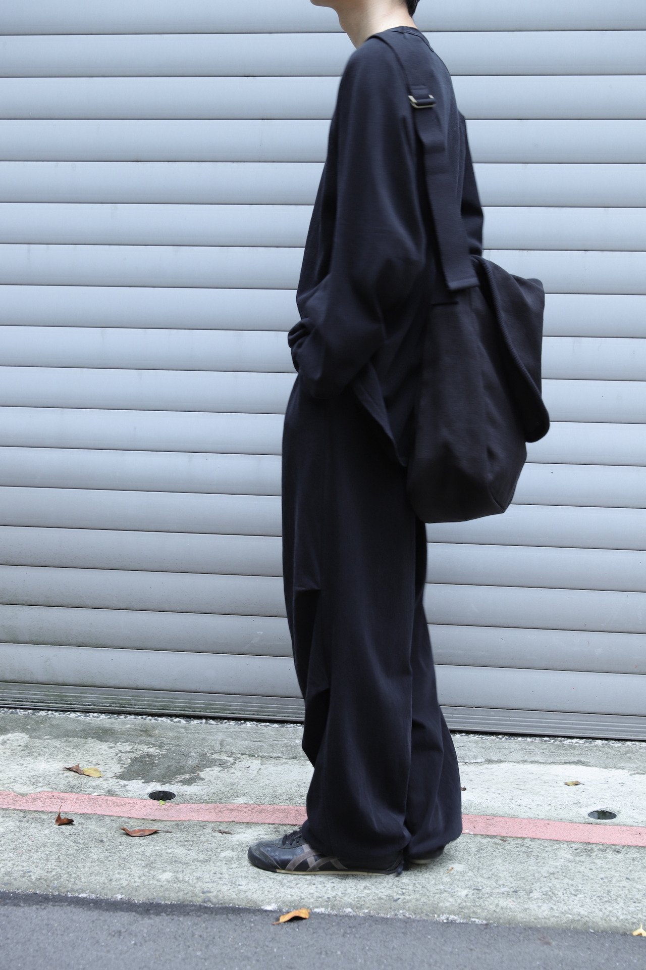 COMOLI - Hemp Duck Shoulder Bag BLACK WASHIDA