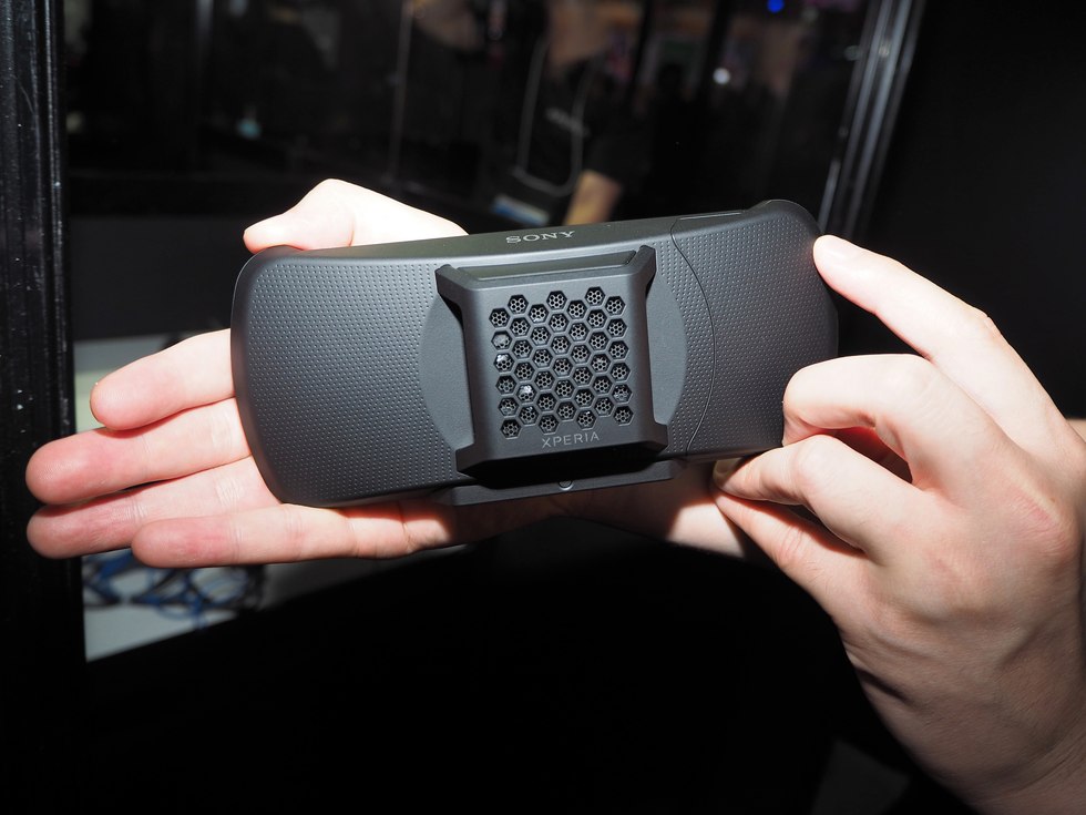 開発担当者に聞く「Xperia Stream」誕生の経緯【TGS2022】：日経クロス