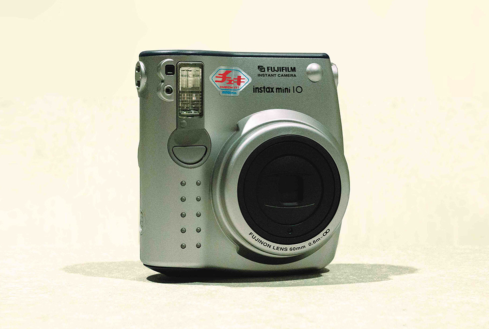 チェキ」開発の舞台裏を初代担当が語る 年間売り上げ1500億円突破