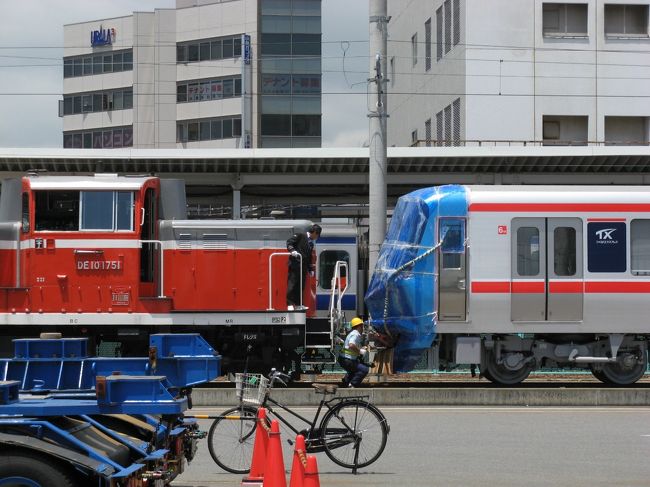 TX-2000系増備車の甲種輸送』茨城県の旅行記・ブログ by TX-1000さん