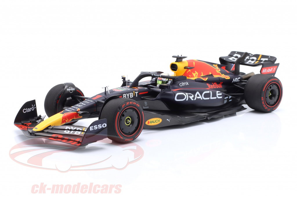 Minichamps 1:18 Max Verstappen Red Bull RB18 #1 勝者 ハンガリー GP