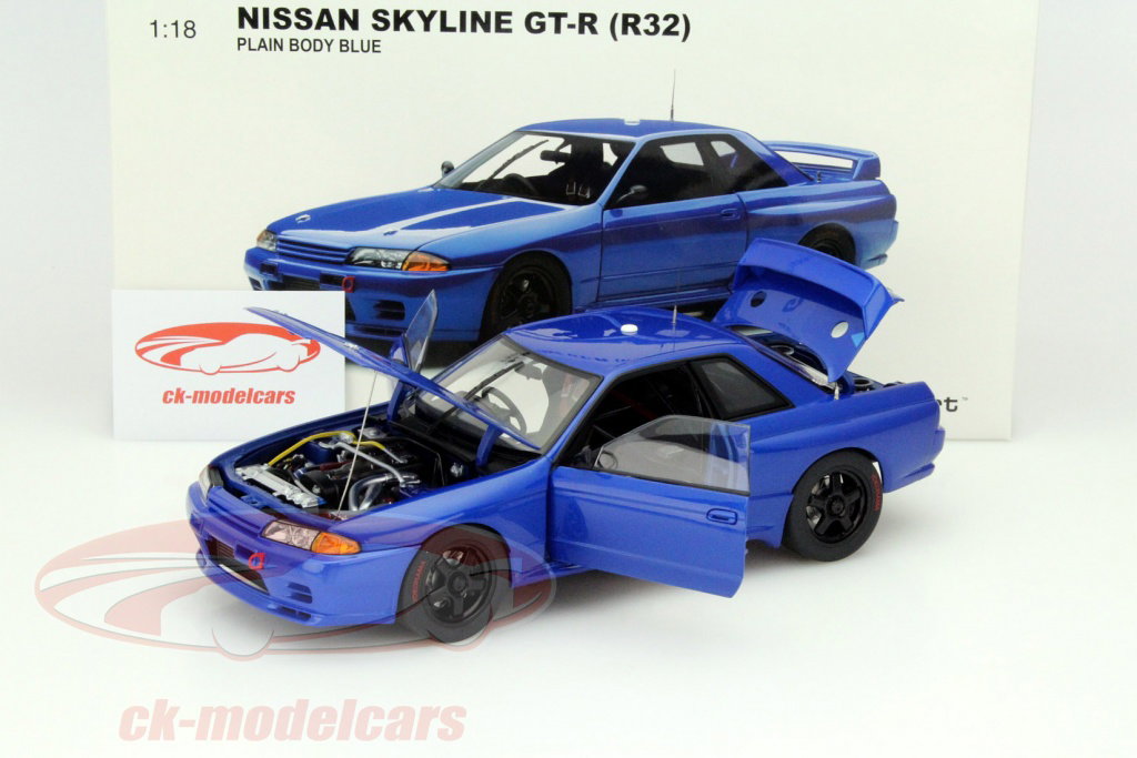 AUTOart 1:18 Nissan Skyline GT-R (R32) Plain Body Version blue