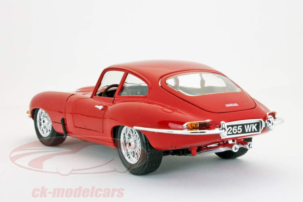 Bburago 1:18 Jaguar E-Type Coupe Year 1961 red 18-12044 model car