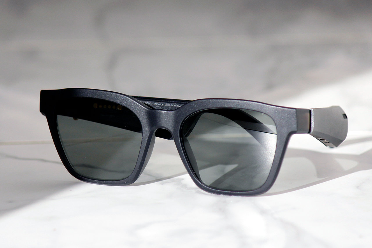 極上の音質を楽しむ、骨伝導スピーカー内蔵サングラスBOSE FRAMES ALTO