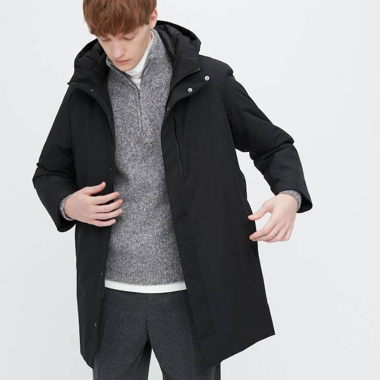 ユニクロ】定番「ハイブリッドダウンコート」2モデルの価格差5000円分