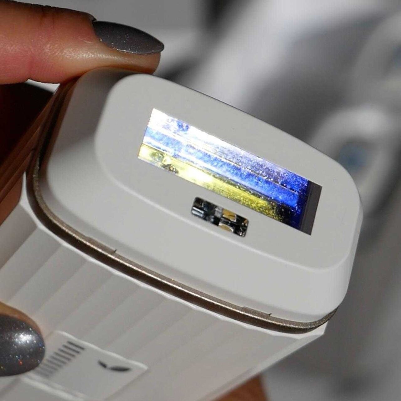 自宅でムダ毛ケア！アイリスオーヤマの「MiCOLA（ミコラ） 光美容器