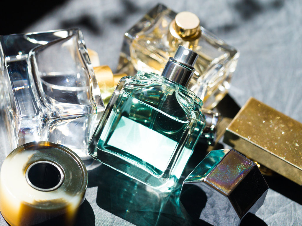 人気のユニセックス香水15選！「中性的でセンスがいい」男女兼用で