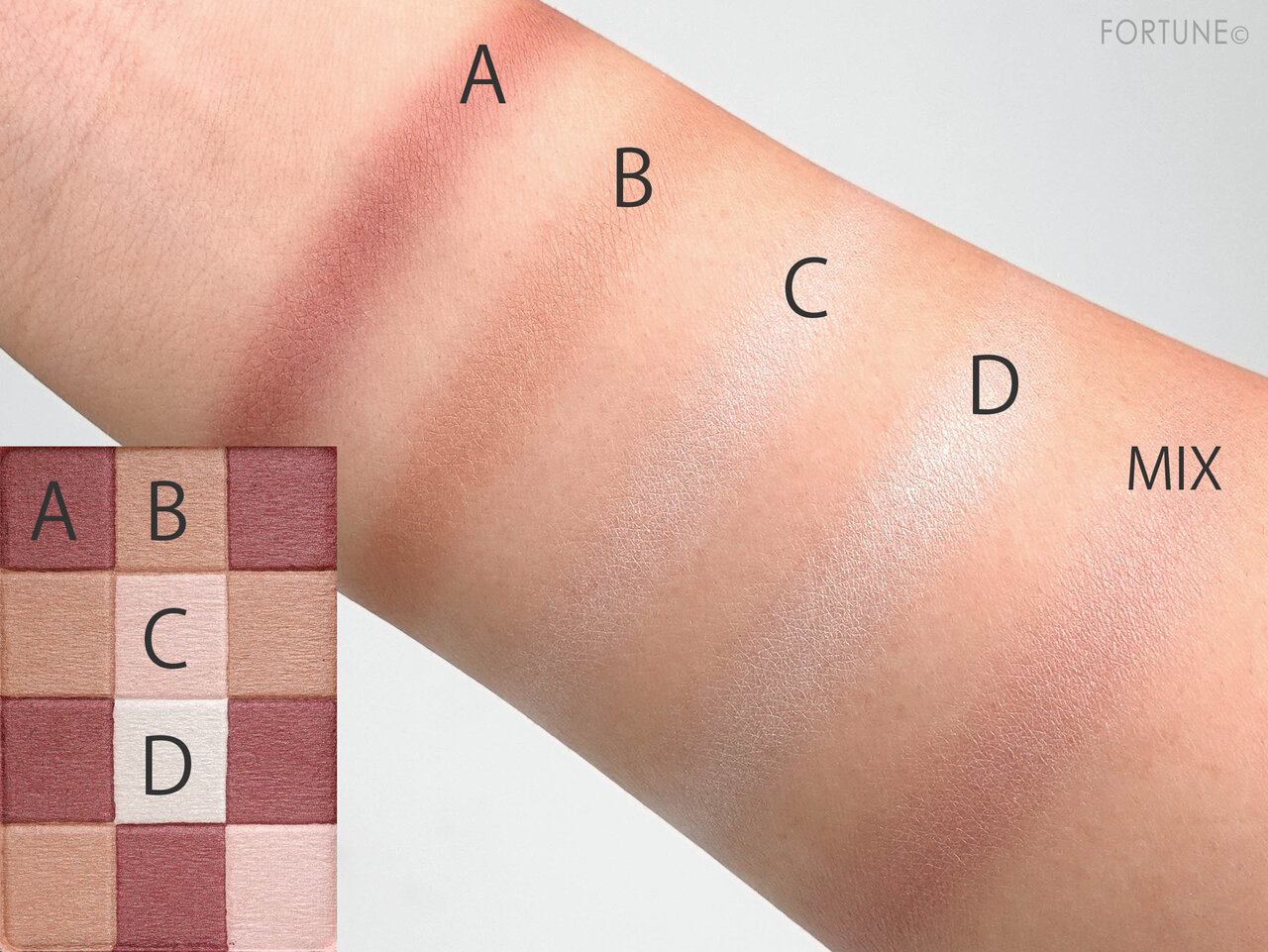 アンプリチュード 2021春 新作コスメ《スモーキーシーク フォーアイズ