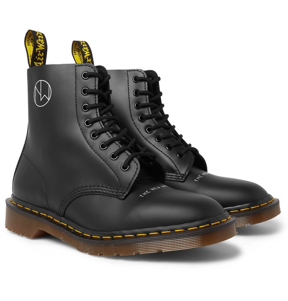 Undercover - Dr. Martens 1460 Printed Leather Boots - Black Undercover