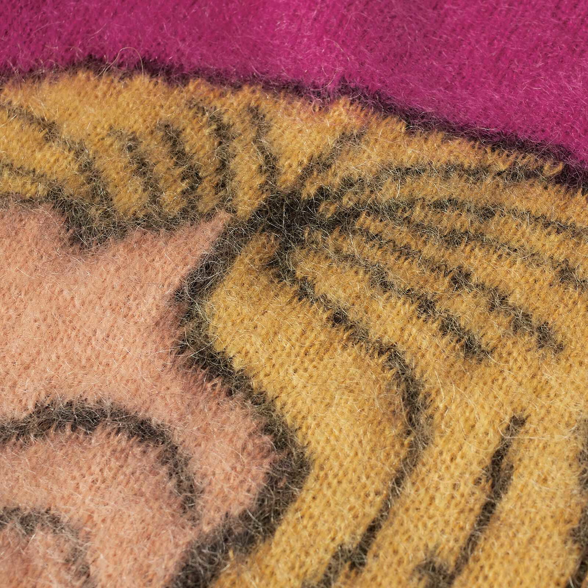 ERL Unisex Kiss Mohair Intarsia Sweater in Purple ERL