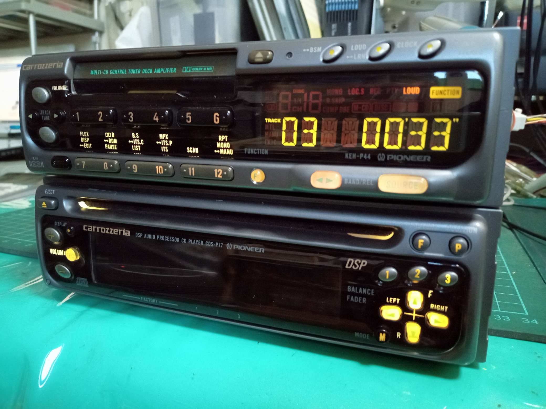 KEH-P44（1995年モデル）、故障、分解、修理。照明イルミ光らない部分