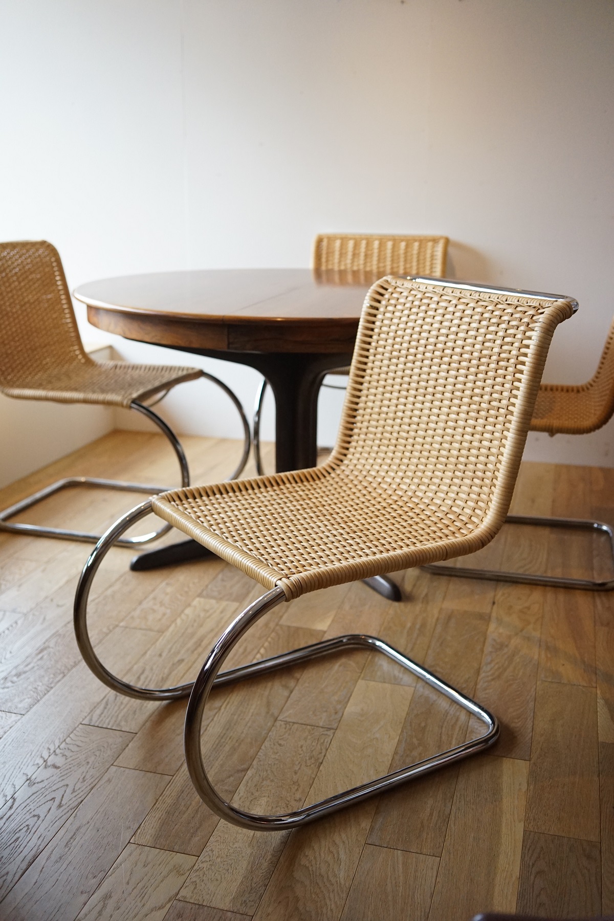 トーネット キャンティレバーチェア（SOLD) | VIEW ANTIQUES