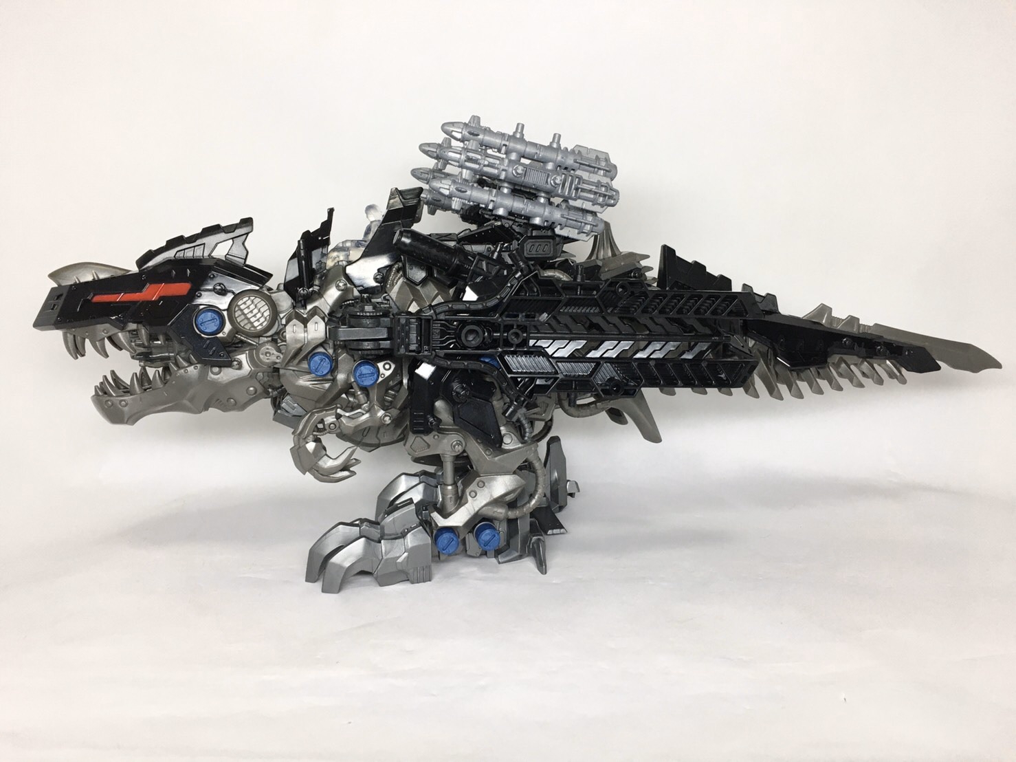 ZW オメガレックス レビュー | 退屈と惰性と 改