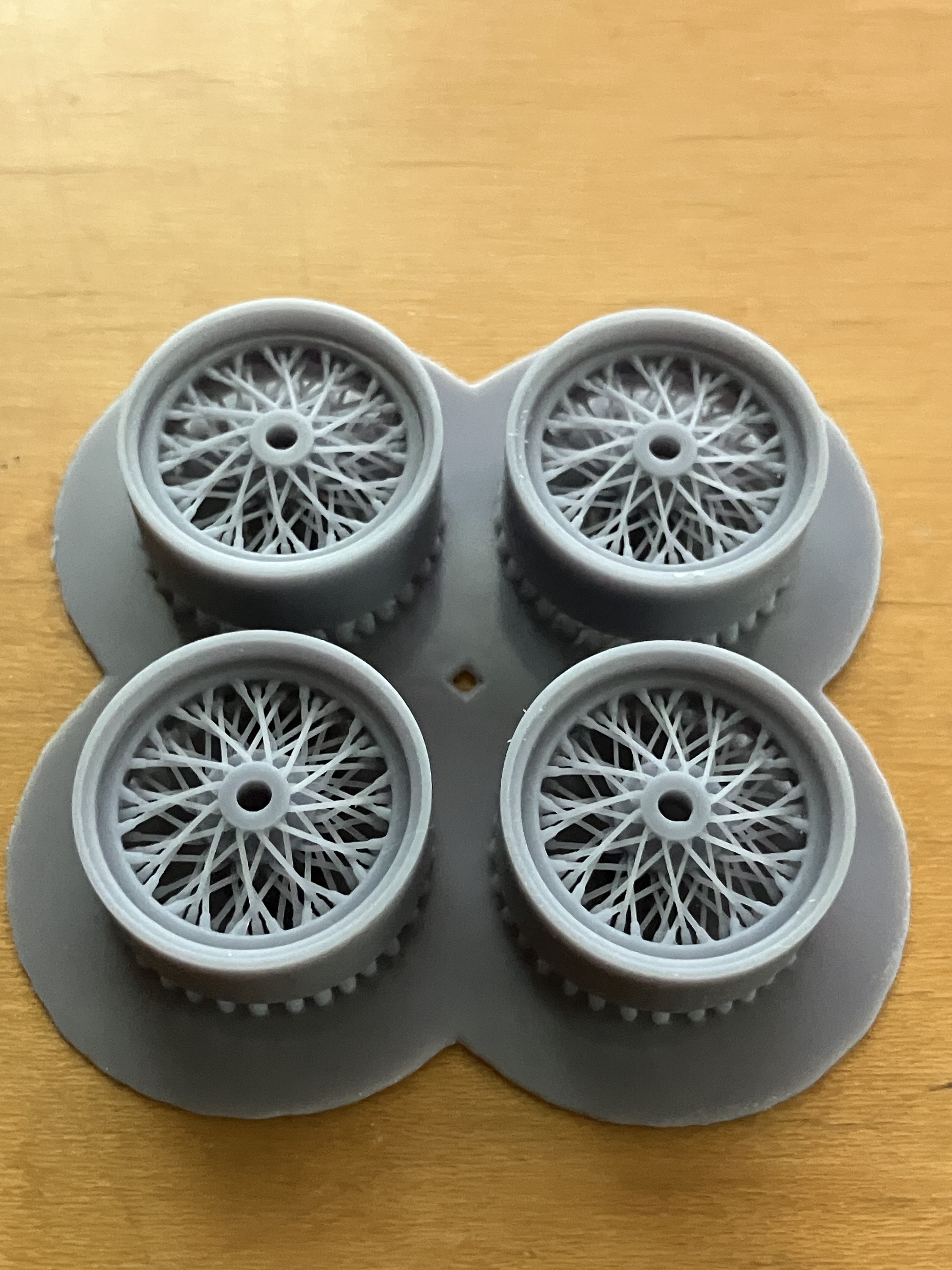 WH18 1/24スケール 一体ワイヤーホイール250TRタイプ | PLUSALFA