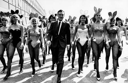 Hugh Hefner & Playboy Bunnies (1966) - Photographic print for sale