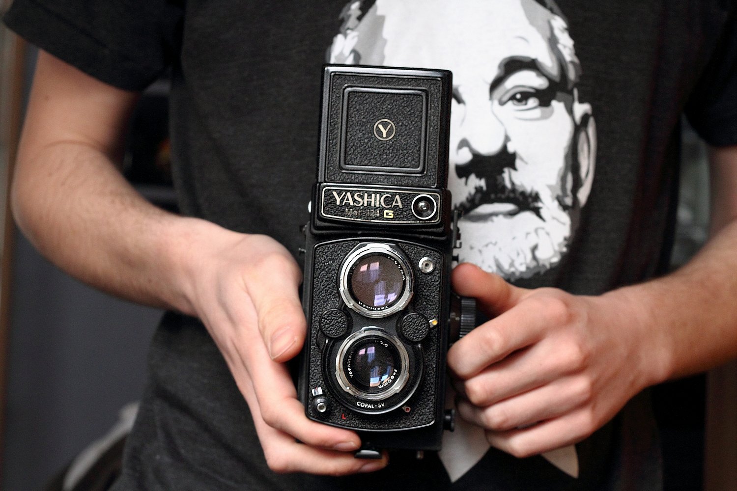 Yashica Mat 124G: A Twin-Lens Classic · Lomography