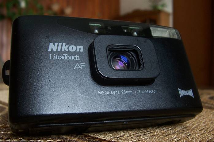 Lomopedia: Nikon AF600 · Lomography